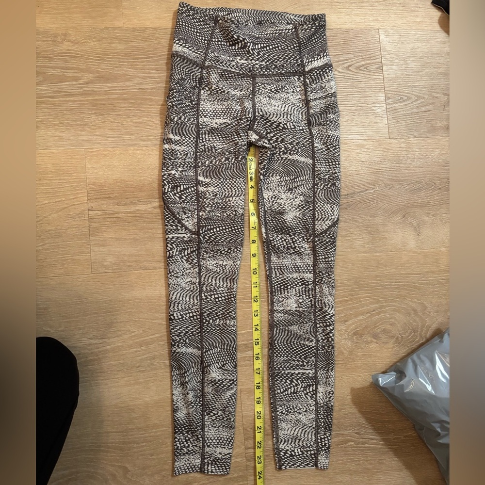 lululemon athletica brown  and White Patterned Leggings